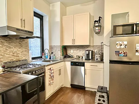 Rented by Corcoran | media 13