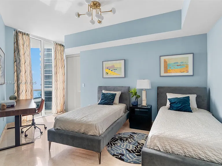 16001 Collins Ave #907 — Photo 22