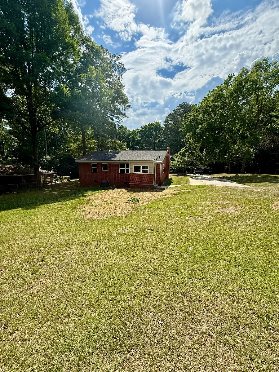 Building Photo - 9116 Woodhaven Dr NW
