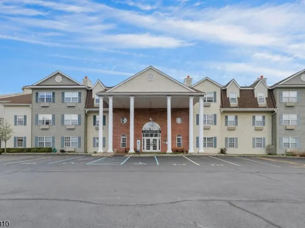 6412 Richmond Rd BLDG 6 #6412, West Milford Twp., NJ 07480