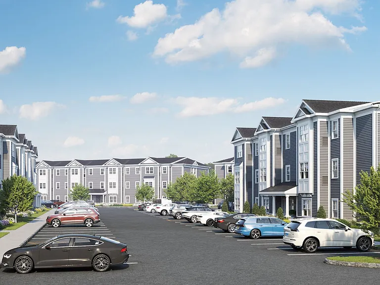 Sutton Landing at Uniondale 55+ — Photo 4