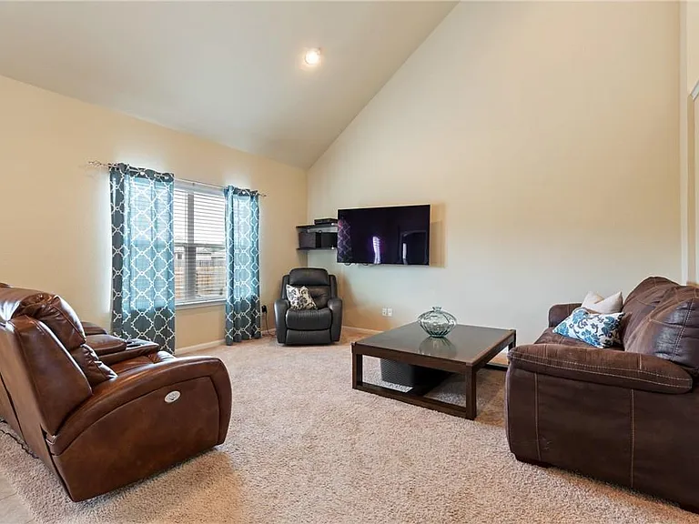 206 Llano River Trl — Photo 17