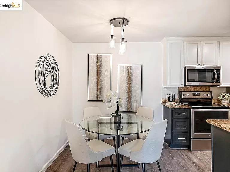 150 Pearl St #223 — Photo 9