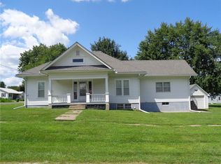 401 E 4th St, Braymer, MO 64624