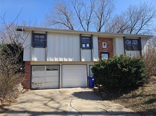 1632 S Kenwood St, Olathe, KS 66062