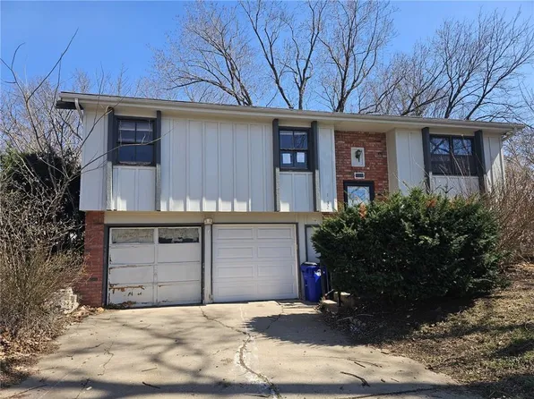 1632 S Kenwood St, Olathe, KS 66062