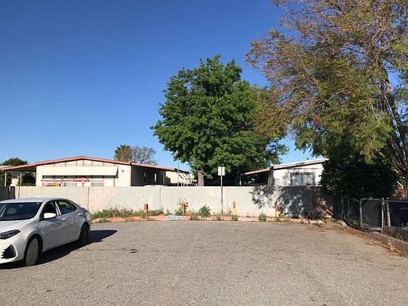 4th image of 25626 Rosewood Dr