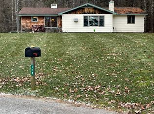 134 Pond Rd, Mendon, VT 05701