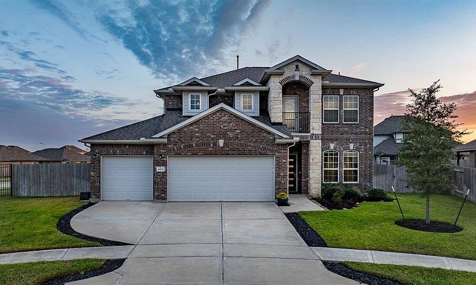 1st image of 16103 Meadowlark Pines Ln