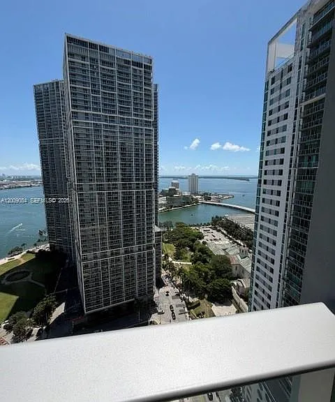 77 SE 5th St #3115 — Photo 39