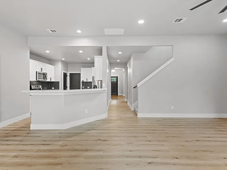 169 Forest Heights Ln — Photo 18