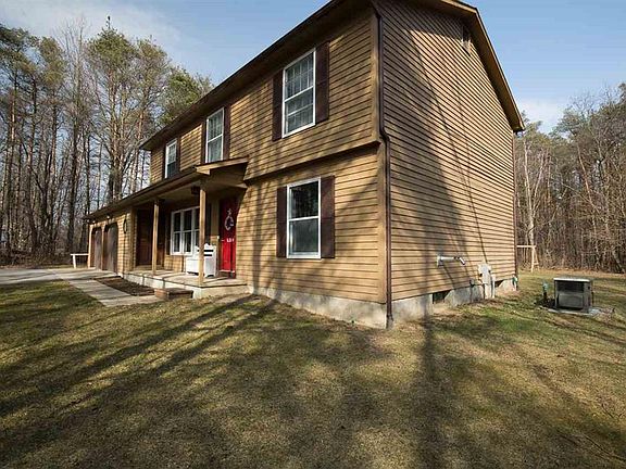 2nd image of 5030 Jockey St