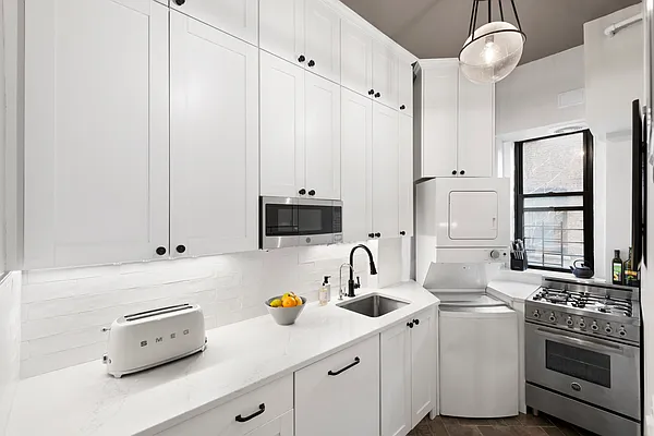 Sold by Douglas Elliman | media 5