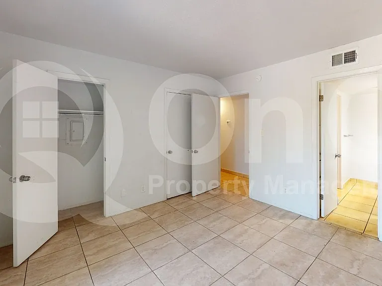 1620 N Wilmot Rd #118 — Photo 8