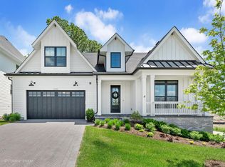 1141 Hickory Dr, Western Springs, IL