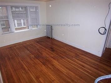 2nd image of 1615 Commonwealth Ave #Sd11