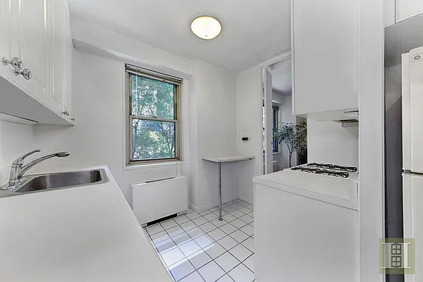 Sold by Halstead Real Estate | media 2