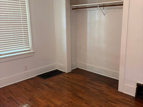 5th image of 938 NE Kellam Ave