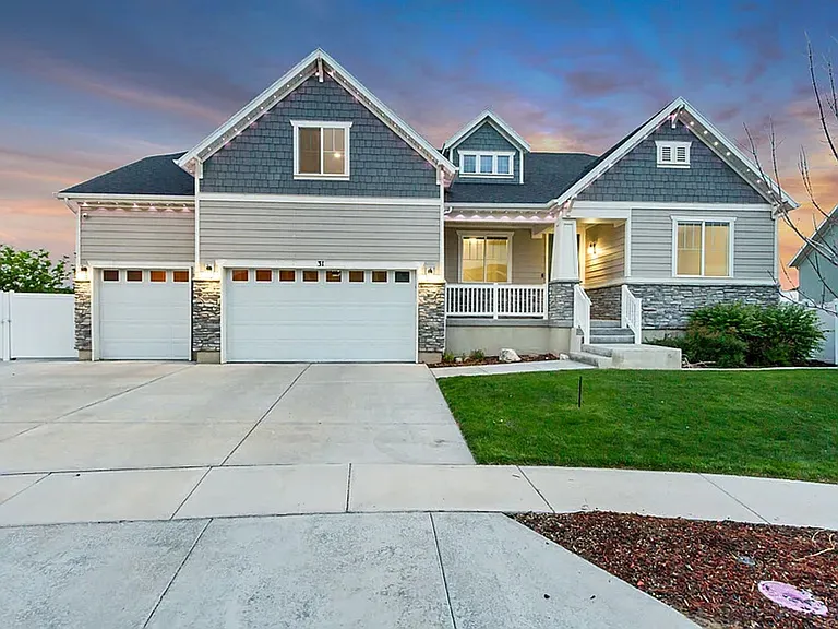 31 N Palomino Way — Photo 3