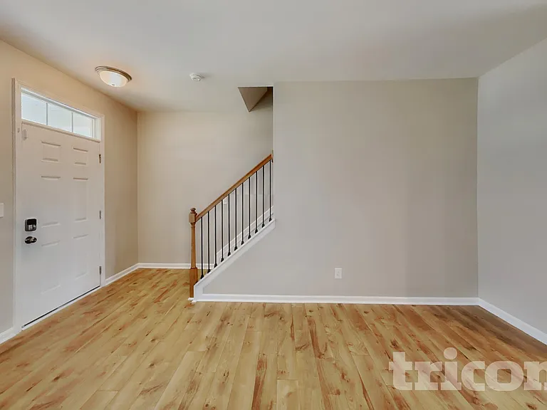116 Greenhouse St — Photo 3