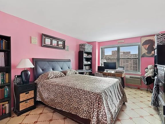 2nd image of 165 W End Ave APT 26H