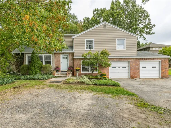 1359 Long Pond Rd, Rochester, NY 14626
