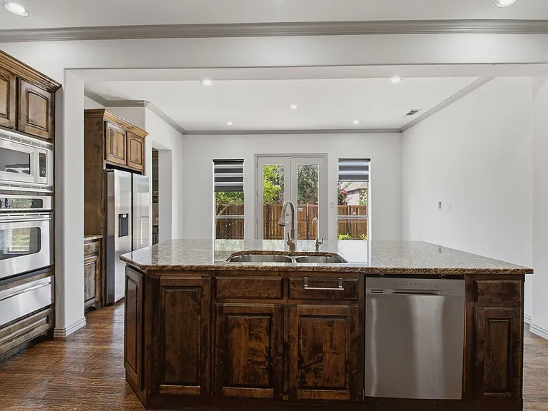 11907 Bamberg Ln — Photo 11