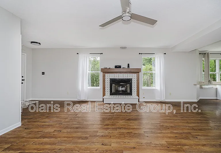 21 Wyndham Dr — Photo 6