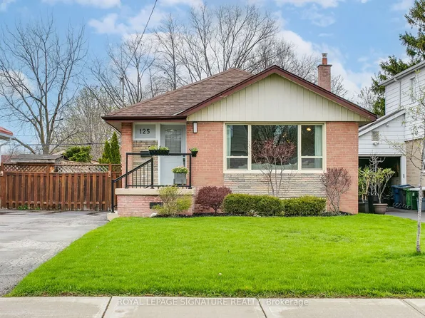 125 Budea Cres, Toronto, ON M1R 4W2