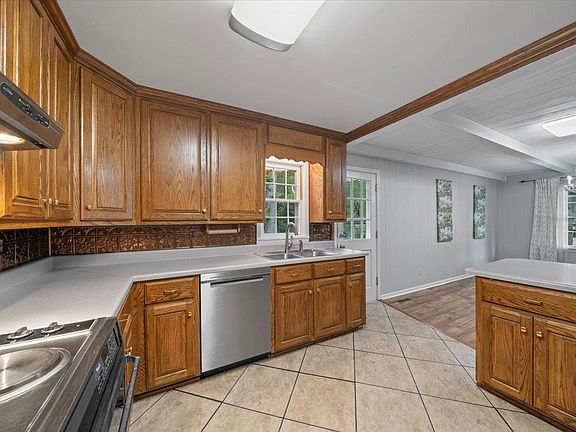 23rd image of this home