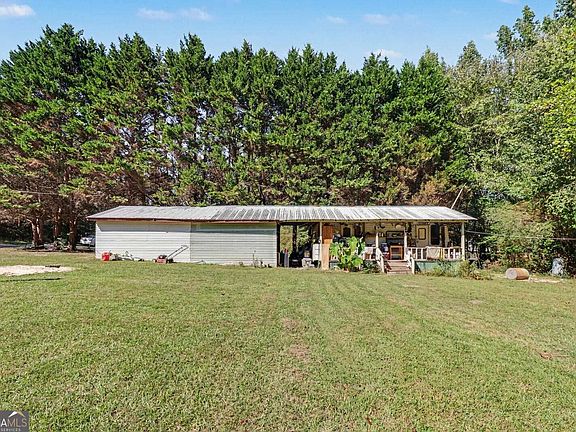 5th image of 564 Cedar Creek Rd NW