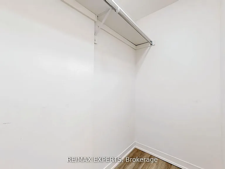 128 King St N #1202 — Photo 16