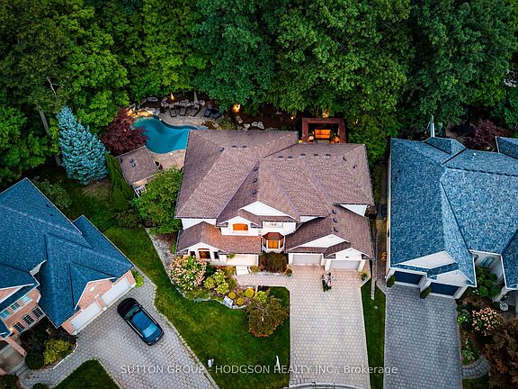 3rd image of 656 Robertson Pl