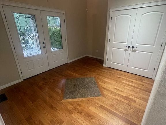 5th image of 10519 15th St SE