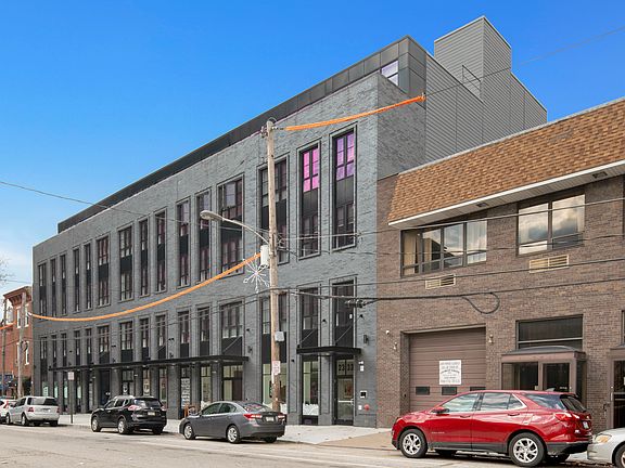 2nd image of 2333-47 Fairmount Ave #403