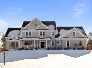 3 Summit Pointe Dr, Holliston, MA 01746