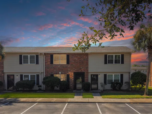 415 Parkdale Dr APT 9E, Charleston, SC 29414