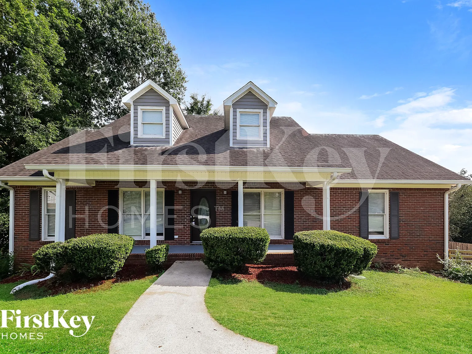 4 bed, 3.0 bath, 2561 sqft, $2,540 — Photo 1