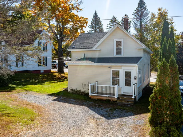 706 Lisbon Street, Lisbon, ME 04252