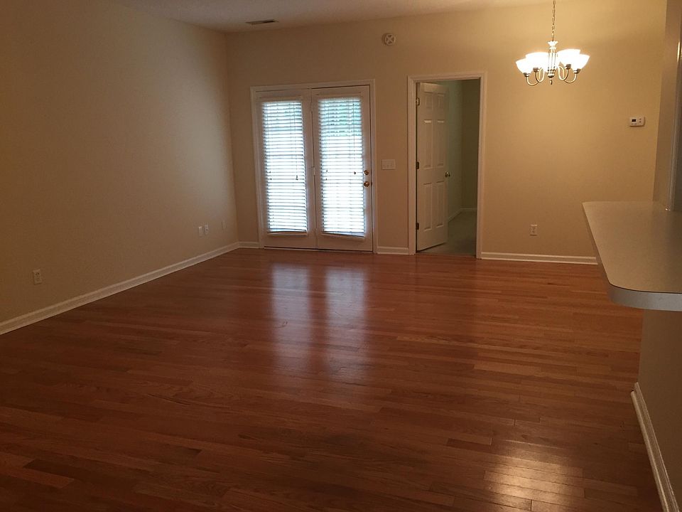 2nd image of 1600 Sturdivant Dr APT 52