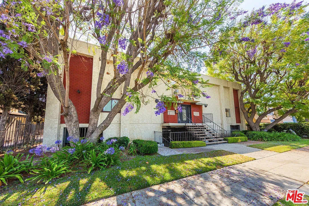 2 bed, 3.0 bath, 1251 sqft, $3,500 — Photo 1