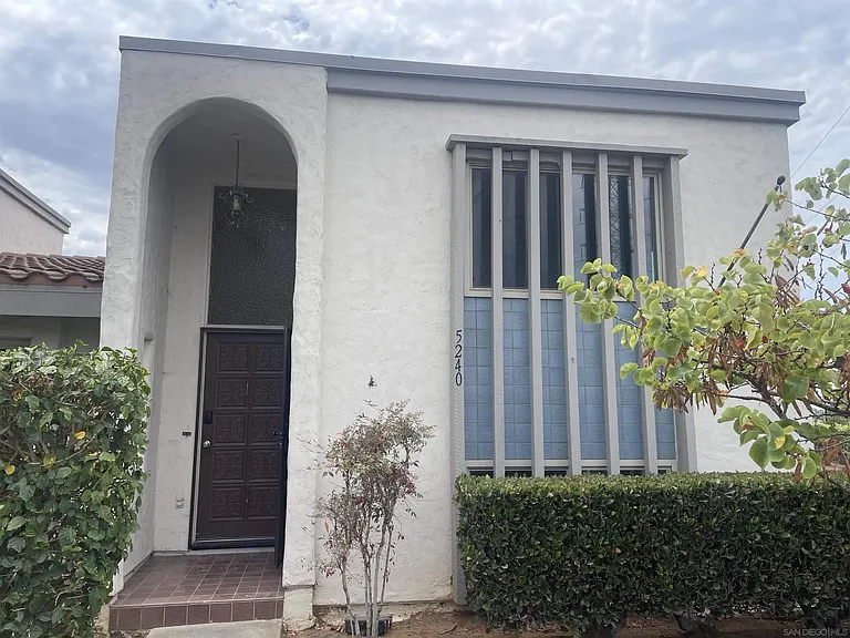 5240 Mount Alifan Dr — Photo 2