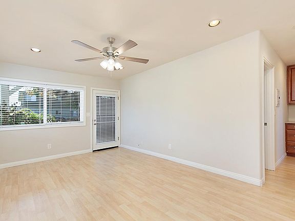 3rd image of 2906 Adams Ave