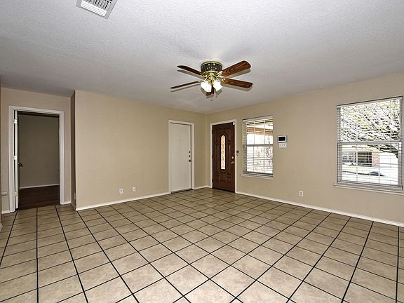 5th image of 10634 Shaenmeadow