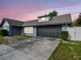 1820 Greenhill Dr, Clearwater, FL 33755