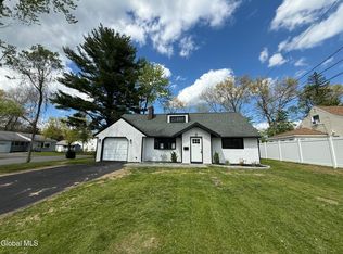 35 Knob Hill Road, Albany, NY 12211