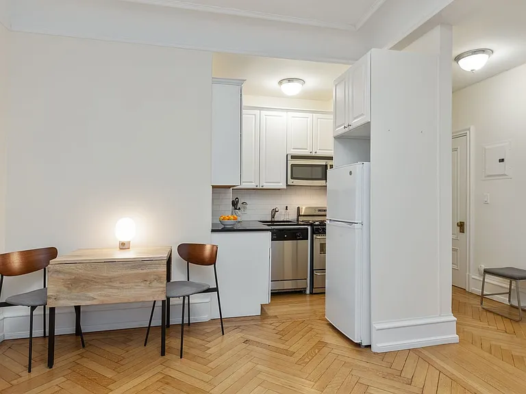 2109 B Way #706 — Photo 3
