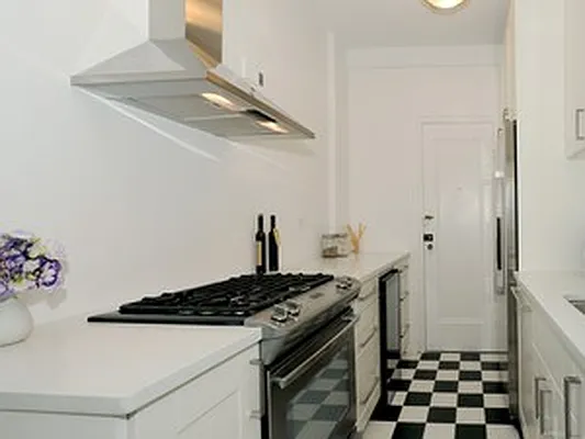 Sold by Corcoran | media 25