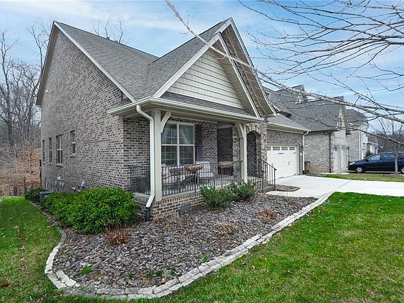 4th image of 5911 Bedstone Dr