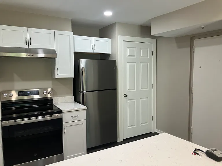 231 Coolidge Ave #401 — Photo 3